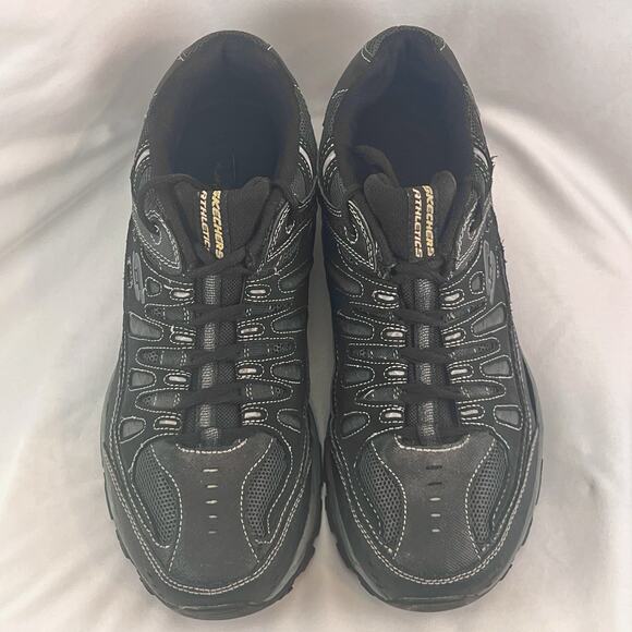 Athletic_Shoes